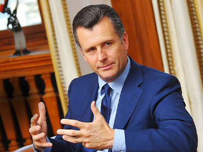 Erfolgreicher Glanz Fintrix Trader